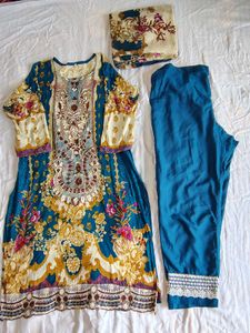 Combo Of 2 Pakistani Suits