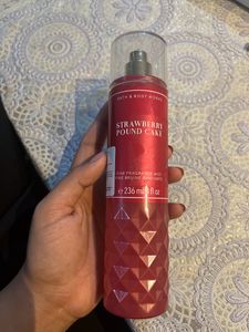 BBW Strawberry Pound Cake Body Mist