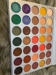 Jaclyn Hill Eyeshadow
