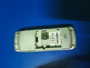 Rare Multimedia Phone With Rotating Video Camera