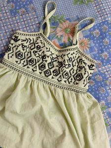 Ethenic Top