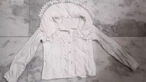M Apni Retro Look Wali Shirt Sale Kr Rhi Hu