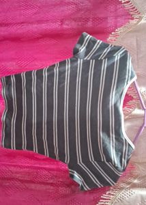 Teamspirit Striped Crop Top