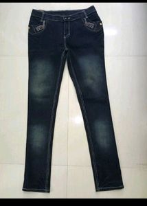 Two Pairs Jeans for 700 Only.Limited time offer!