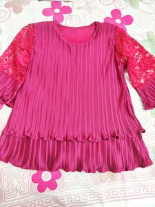 Stretchable Material Top