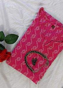 Elegant Pink Ikat  Kurti<comfortable><stylish>🎀