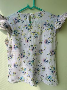 Floral Ruffle Sleeve Top
