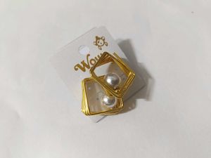 Gold Geometric Pearl Earrings