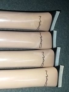 Mac Foundation Combo