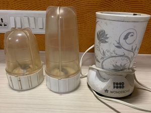 Wonderchef mixer grinder with 2 jars
