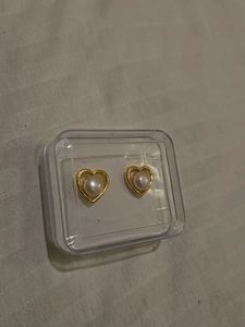 100% Original Pearl Ear Stud🦪