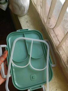 3 Compatment Luch Box