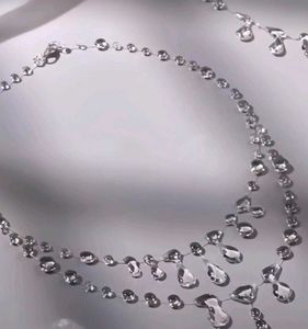 Raindrop Necklace 01