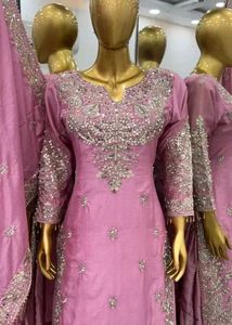 Elegant Pink Embroidered Salwar Kameez Suit