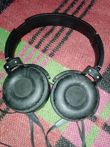Wired Headphone Like new in Working condition