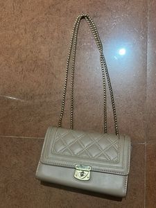 Chic Quilted Crossbody Bag