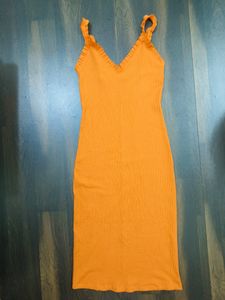 Zara 🍊 Show Your Curves In Winter As Well