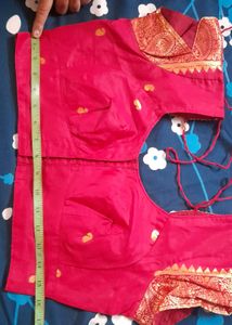 New Saree With Blouse
