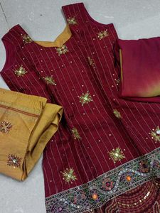 Kurti Set For Festivals..