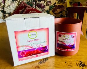 Arphibo Sweet Heart Rose &amp; Saffron Candle