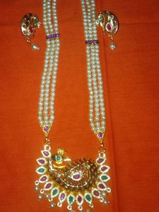 Long Moti Haar