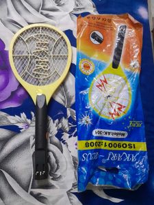 Buy 1 mosquito racket get another free