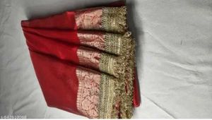 Trening Red &amp; Gold Saree With 🎁 Jhumki