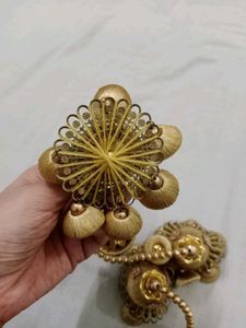 Lehanga Latkan Golden