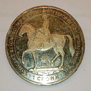 Elizabeth II Crown Coin