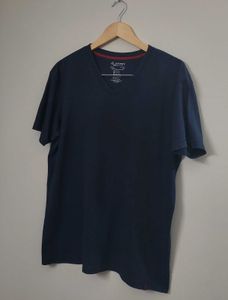 Jockey Men&#39;s V Neck Navy Blue Cotton Tshirt