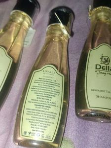 Della Shampoo Set