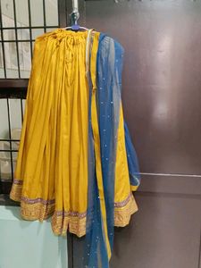 Lehanga Choli With Dupatta.