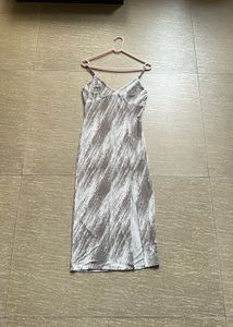 Forever 21 Bodycon MIDI Dress