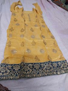 💥Dhamaka Set,💥Elegant Embroidered Kurta Plazo