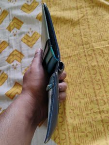 Stylish Wallet with 9 Card Slots