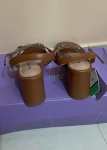 KASHISH Heels