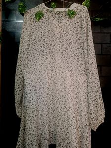 Off-white Georgette Dress 👗