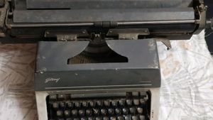 Godrej Prima Typewriter