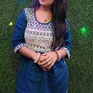Elegant Teal Embroidered Kurta