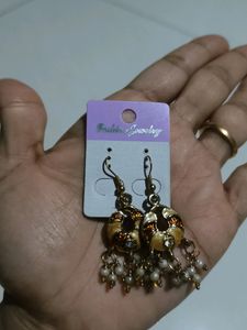 Earings