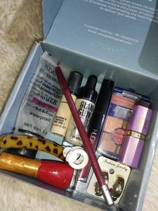 🎁Makeup Combo / Gift Hamper For Girls