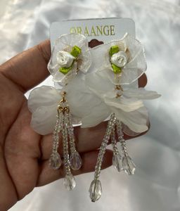 brand new Floral Drop Earrings - Elegant White