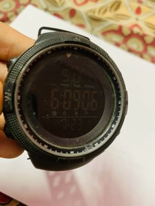 SKMEI Digital Watch In Black Colour