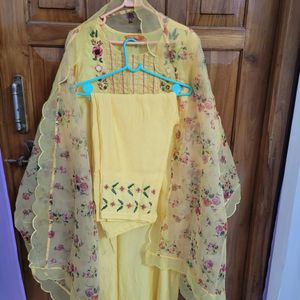Indo Era Kurta Set