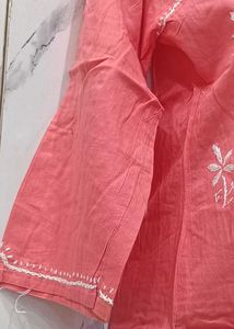 Elegant Peach Embroidered Kurta