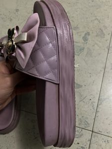 Cute Bow Detail Slides