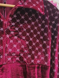 Velvet Midi Dress mahroon