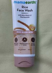 Mamaearth Rice Face Wash With Freebie