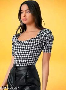 Puffed Sleeves Top