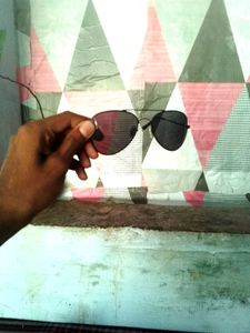 Men Sunglass And Tripod Support